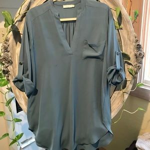 Stormy sea blue roll-tab sleeve tunic